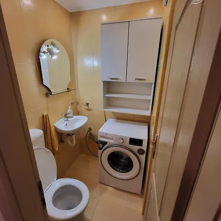 Apartament Cu Parcare Privata Lejlighed *